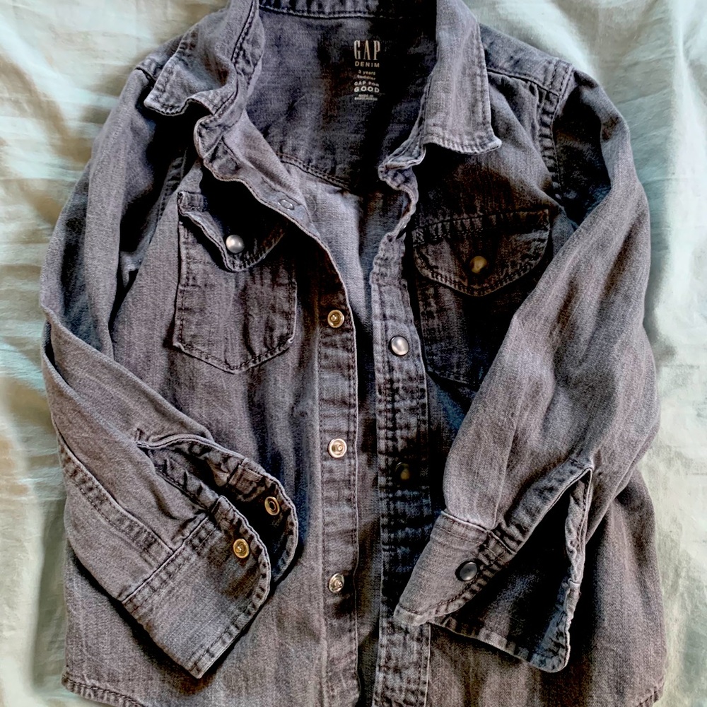 Grey/ black denim button up 3t
